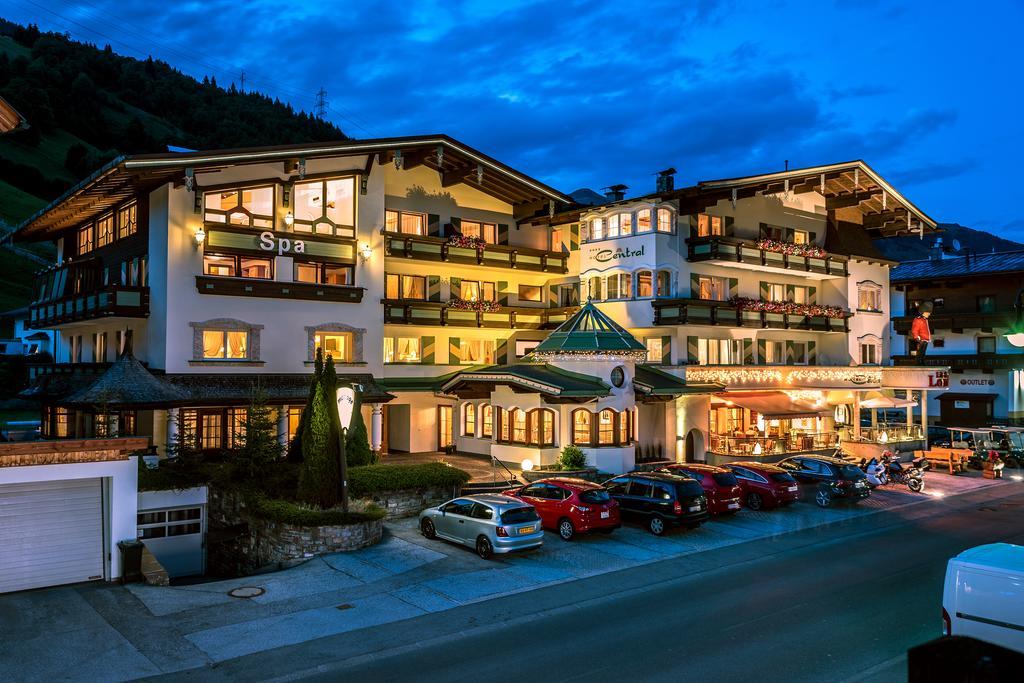 Hotel Central Gerlos Exteriör bild